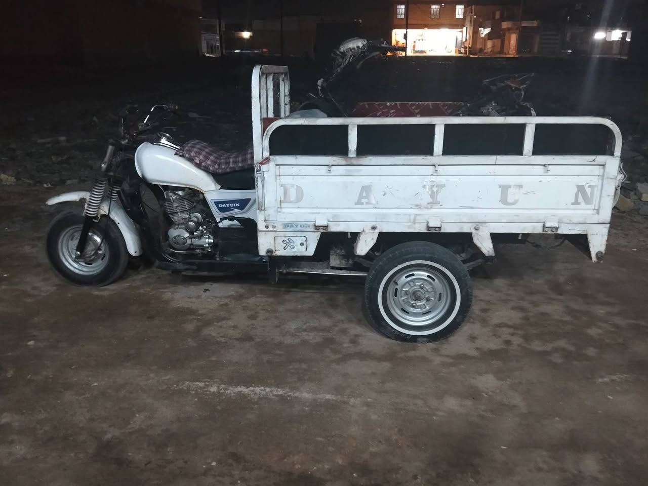 السلام عليكم ستوته موديل 18 وكيل مجمع الكرار اكسج لطش صالي يومين من شاده مكينتها مفتوحه للبيع قفل 1450 نهايته مكاني ناصريه مركز ***********
