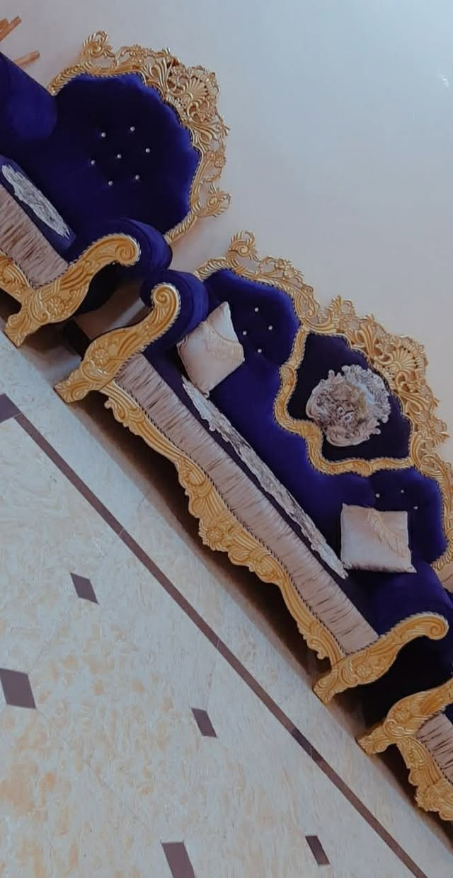 تخم ملكي 14مقعد نضيف كلش اي ضرر مابي بالحقيقه كلش حلو الصوره ضالمته كلش ب 750 وبي مجال بغداد البلديات


**إذا كنت صاحب هذا الإعلان وتريد حذفه لأي سبب، رجاءا أرسل رسالة إلى الدعم الفني**