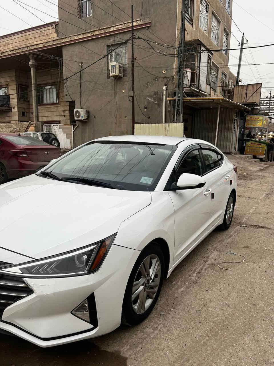 السلام عليكم من رخصه ادارة الكروب
النترا موديل 2020 لون ابيض رقم بغداد 

ماشيه 57 الف ميل محرك 2000 دوش 

حادثه بسيط بطرف الجاملغ الامامي الايمن 

وجزء من البنيد + بيه سونار فحص عدد 2 مرفق

صور الحادث مرفقه بلمنشور 

مواصفات السيارة / تحديد مسار / مانع انزلاق  / 

شاشه / كامرا / تحكمات استيرن /  رادار خلفي / 

سيارة بلحقيقه احلى من الصور 

السعر ب 138 ورقه مع المجال 

رقمي ***********  بي واتساب 

الاثير / ***********  .
