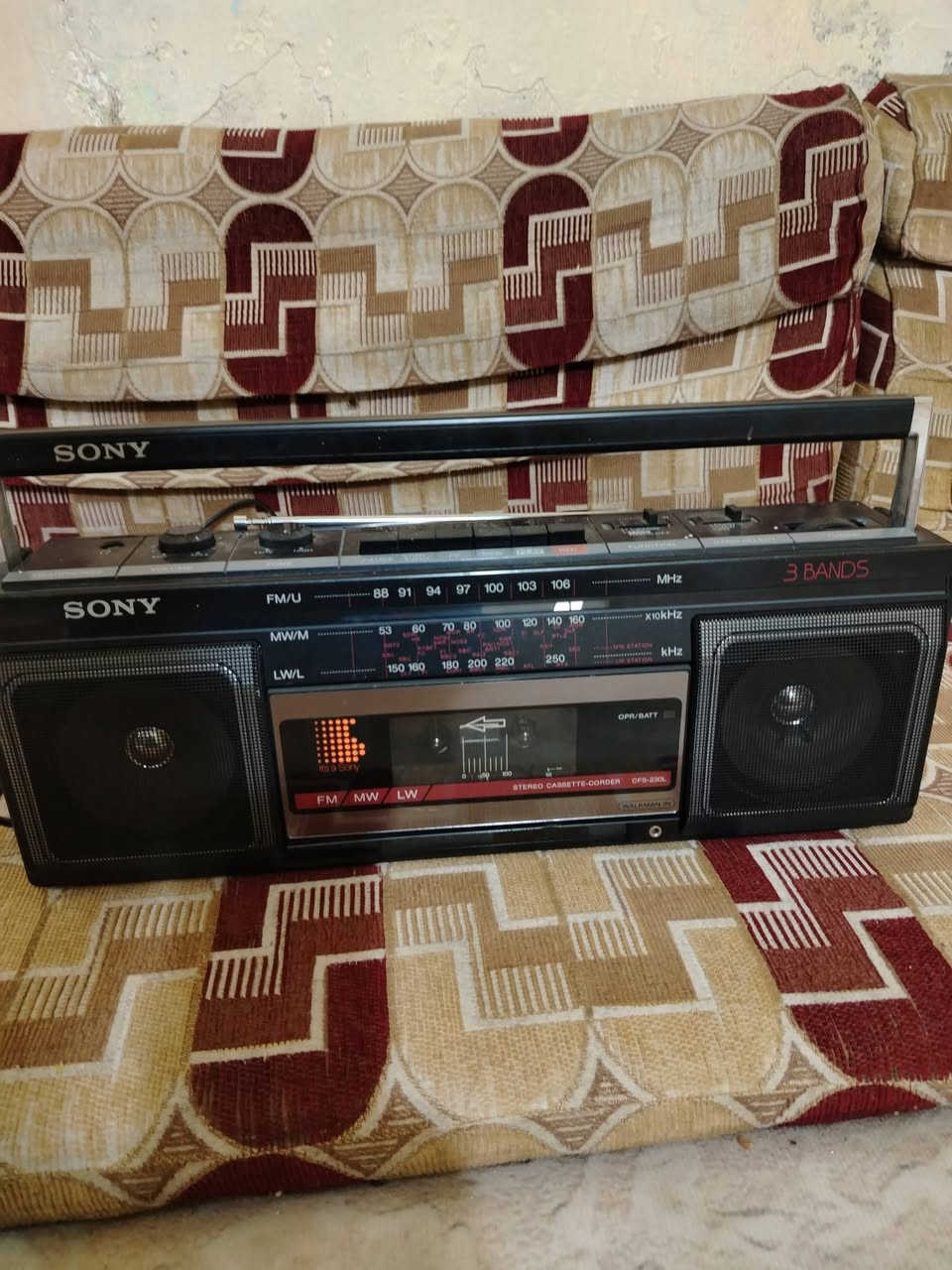 السلام عليكم /
مسجل راديو ماركة سوني دبل سماعة حجم كبير نظيف جدا مامستخدم بس يحتاج كارتون سعره ٧٥ الف
منظار انكليزي كبير حجم ثقيل  ماركة S CHUL Z سعرة ٧٥ الف.


**إذا كنت صاحب هذا الإعلان وتريد حذفه لأي سبب، رجاءا أرسل رسالة إلى الدعم الفني**