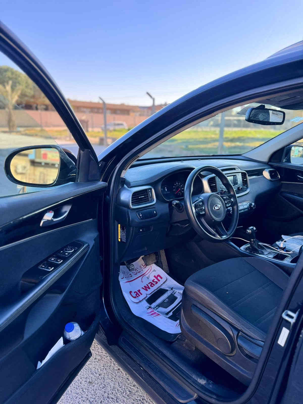 السلام عليكم للبيع سورنتو 2016 سته سلندر  فور ويل  سبعه راكب وارد امريكي رقم بغداد الدولي سياره كامله اي نقص مابيها حادثها بنيد وبيها صبغ رش حزام بدون اي قطعه تبديل او دواخل فقط ضربه الوارد السعر النهائي  145. مكان كربلاء   ***********
