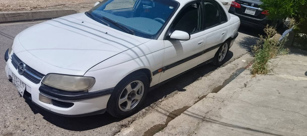 اوبل اوميكا 95كير عادي تبريد كير مكينه بشرط هزه بيها صبغ قطعه وحده مكينه 20فل تحويل وكاله بشرط عليها غرمه 380الف سنويه صاقطه تواصل واتس *********** مكاني اربيل أربيل, العراق
