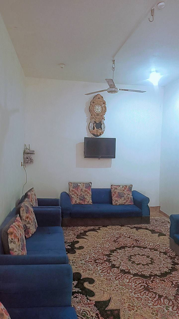 دار للبيع زراعي ابو صريفه قريب تبليط.شارع البيده مساحه 200 متر غرفتين مول مطبخ صحيات سعر 30 شراي يتصل ***********
