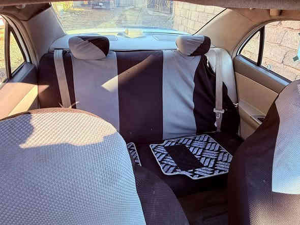 ‏سياره BYD موديل  2014🔵رقم دولي سنويه الى 2029 وشرط التحويل 
‏🔴  بصمه  
‏🟢محرك كير فول تومتيك 
‏🔴تحكمات استرين 
‏🔵فتحه سلايت
‏🟢لايت زنول
‏🟤مسجل شاشه سستم سماعات
‏السعر 45 وبيه مجال ***********
‏
‏
