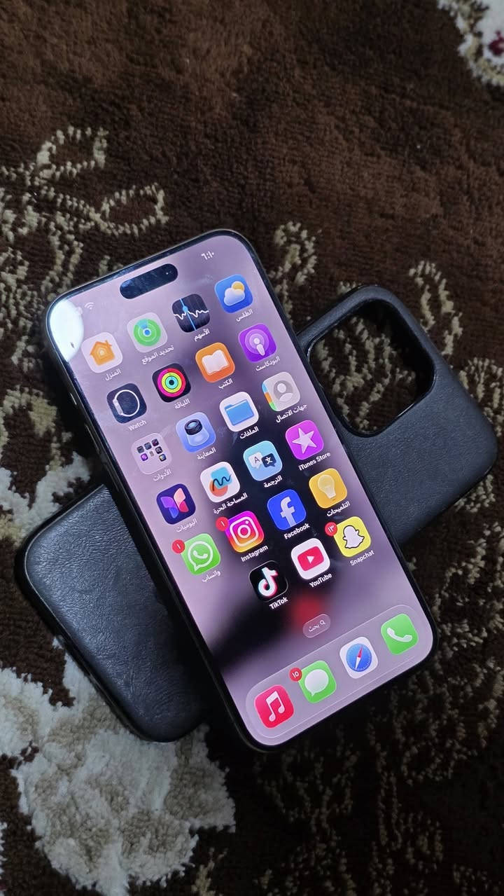ايفون 15 برو ماكس
ذاكره 256 // بطاريه 89// دبل سيم 
جهاز شرط ما مفتوح  استخدام قلليل  ونضافه 100%
سعر مليون و 50 او مراوس ب s25 الترا
هاتف: ***********
