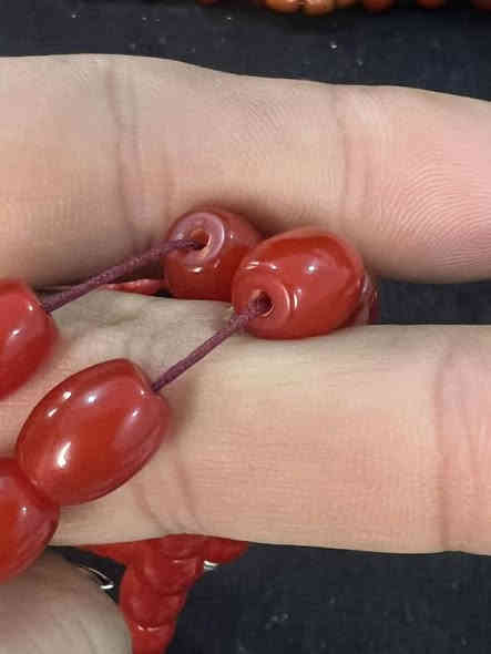 سندلس الماني انتيك سبحه لون مميز وقطعه مخزونه 
محمل يومي
63خرزه
50g
10.5/8mm
للتواصل واتساب
***********
