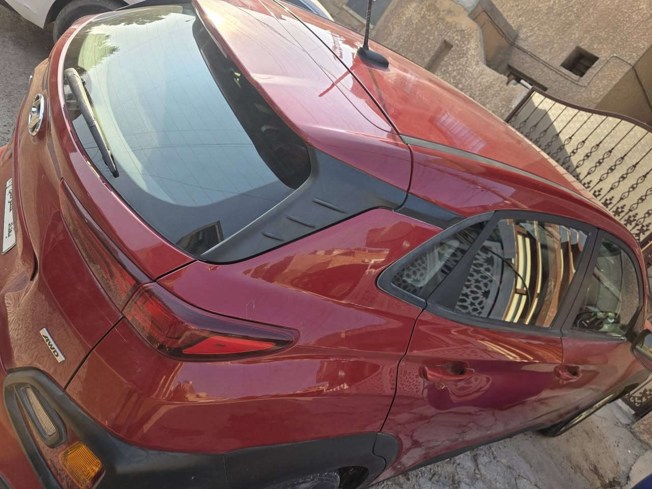 كونا ٢٠
ماشية ٣٢ 
بدون ايرباك
سعر ١٤٥ وبي مجال
***********
