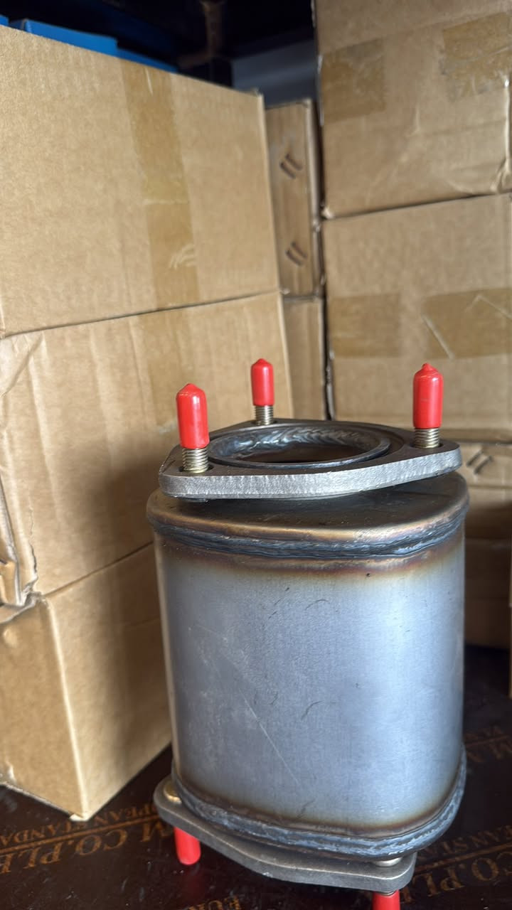 مجمع حيدر اوبترا البصره القبله قرب مطعم صدف ***********
