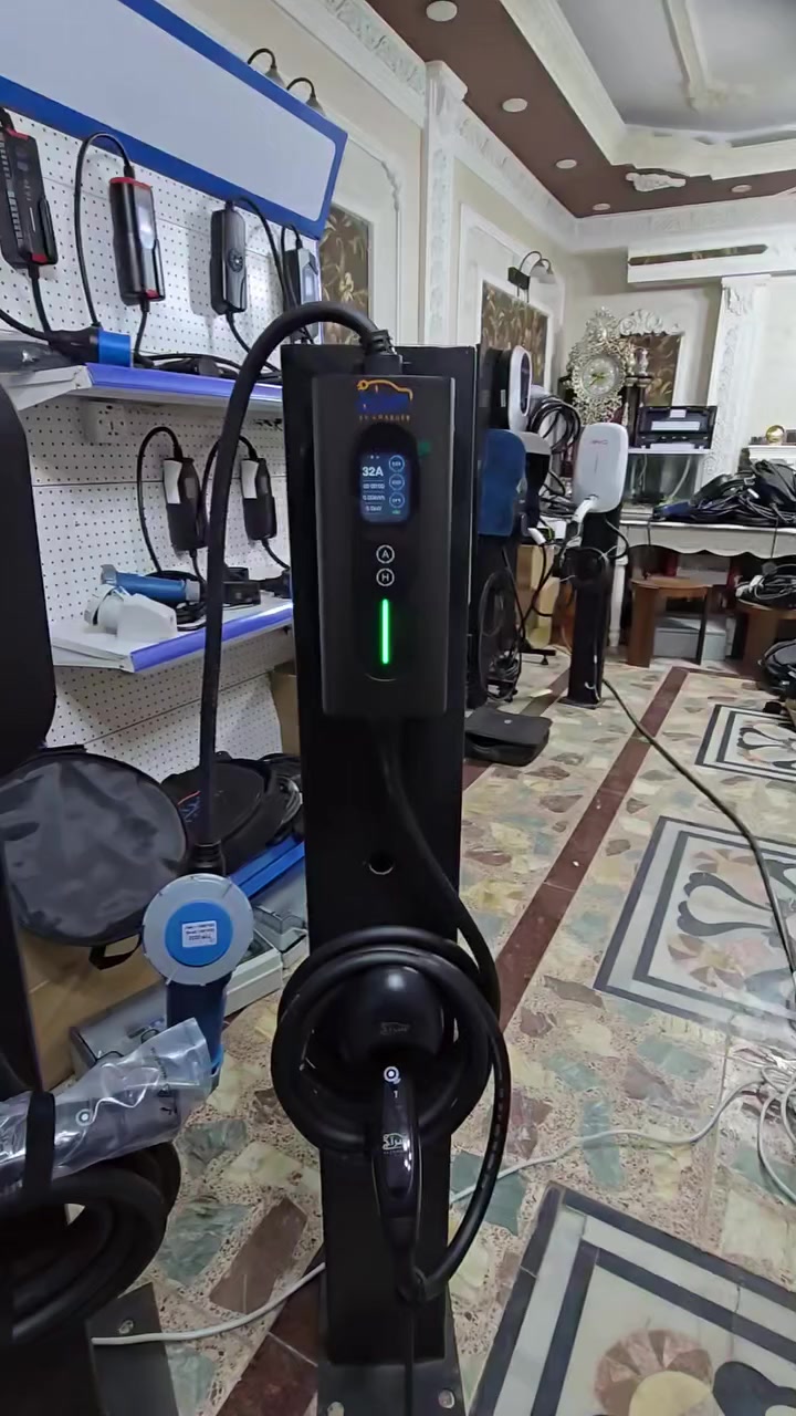 شاحن تيتانيوم 
وفرنا لكم شاحن 
بكفاءة وجودة عالية 
لسيارات التيسلا 
شاحن معتمد وامين ومضمون .
مصنوع خصيصا للعراق 
يتناسب مع الأجواء العراقية .
حاصل على شهادات تصنيعية معتمدة. 
شاحن قوي ومتين 
مصنوع من الياف الألمنيوم والالياف البلاستيكية المقاومة .
السعر ٢٥٠ الف 
بضمان سنة .
متوفر حاليا فقط فروعنا 
بغداد البلديات 
***********
***********
حي الجامعة 
***********
***********
يتوفر توصيل لكافة المحافظات ..
