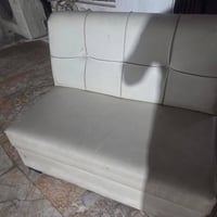 تخم جلد ابيض ثلاث قطع ١٧٥ الف 07710598622