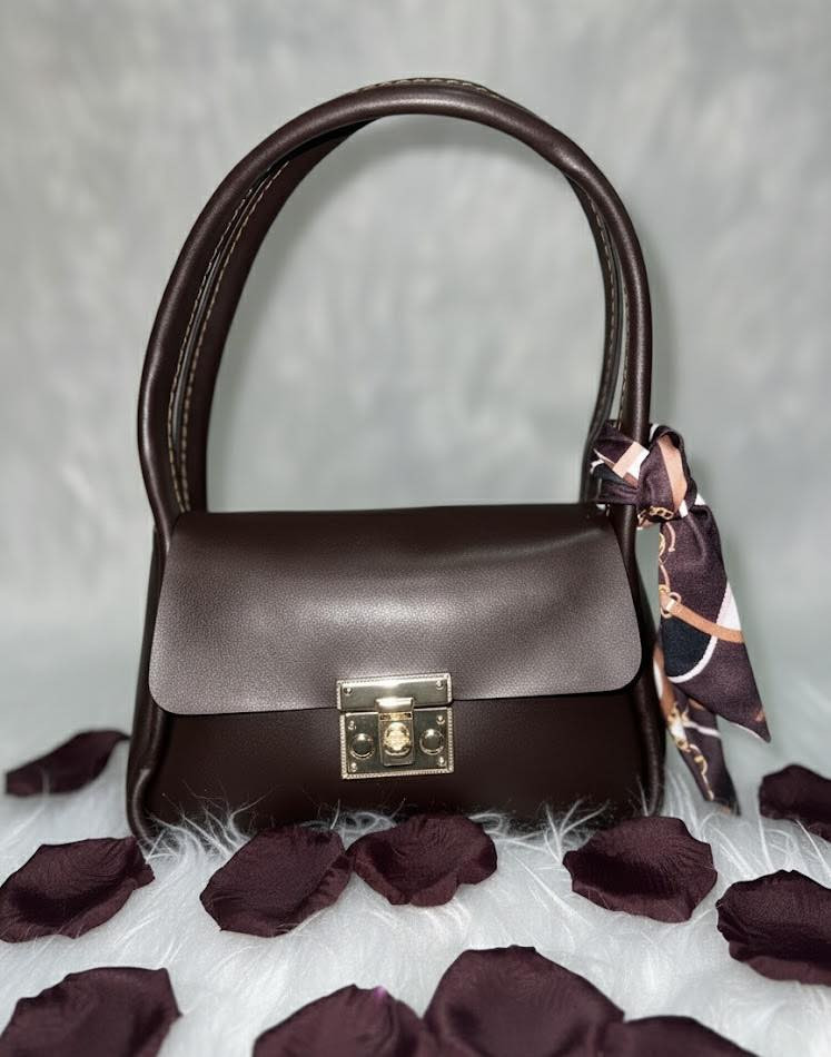 حقائب سوفت
كوالتي عالي ✅
تركي درجة اولى 1
متوفر 5 الوان🎨
القطعة 15 الف
القطعتين 25 الف
التوصيل مجاني


**إذا كنت صاحب هذا الإعلان وتريد حذفه لأي سبب، رجاءا أرسل رسالة إلى الدعم الفني**