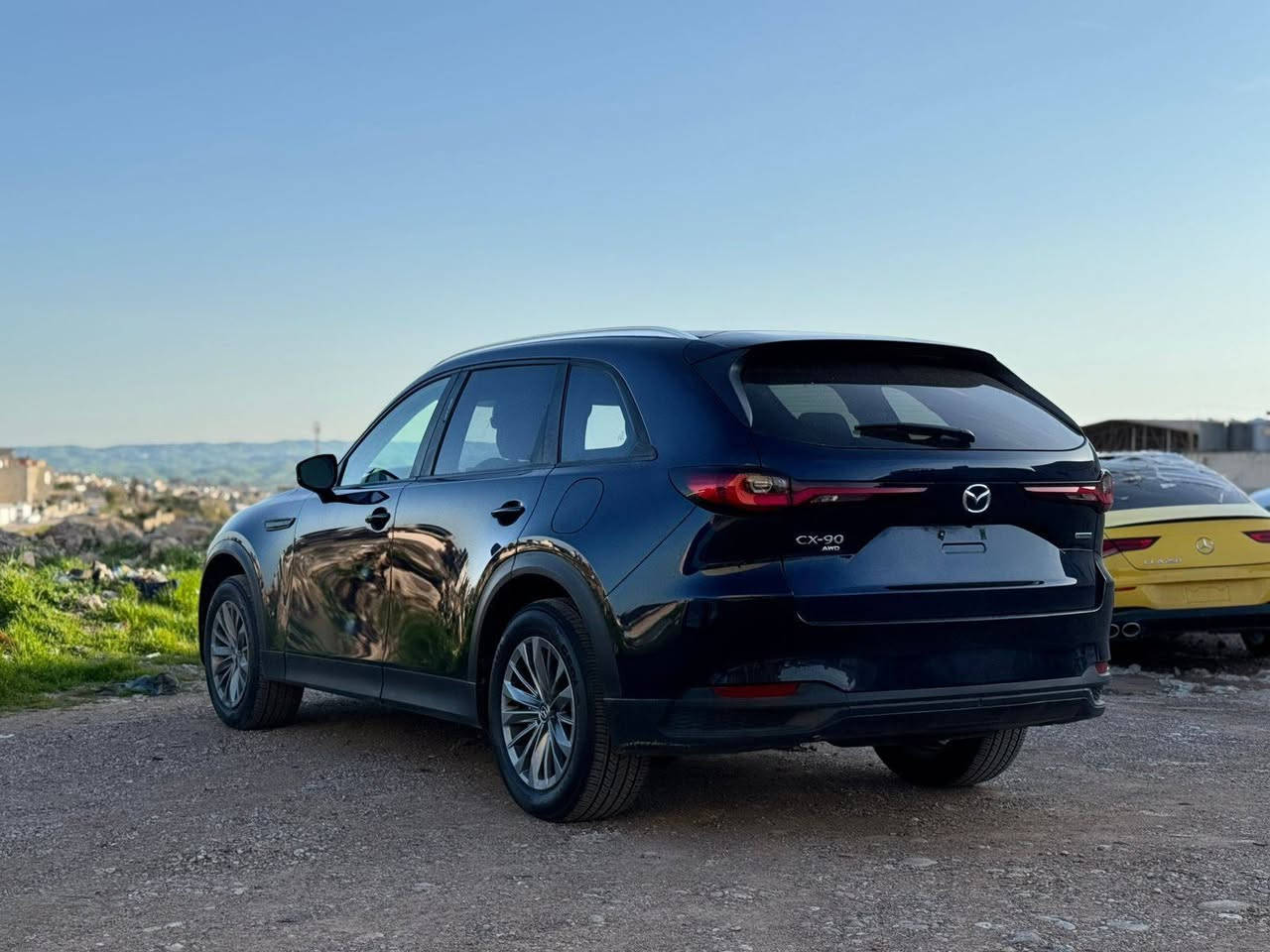 MAZDA _ CX90
هیچی نیە تەنیا دحامیەکە بویاغە 
ئرباگ تەنیا ستئرن سیستەمە
6 سلندر بلەکین هایبرئد
7 نەفەری .... 3 مقعد
سعر 215 مجال
موبایل *********** اكر, نينوى
