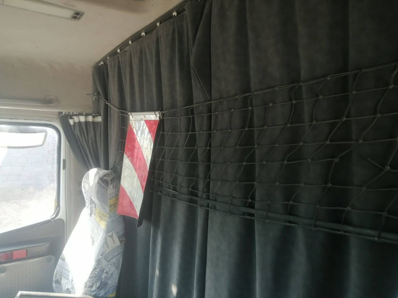 السلام عليكم ورحمه الله
كرواتي تك جوبلس موديل 92 مكينه 44 كير 190 مكفوله كفاله عامه رقم انبار مربوطه فلات جوانب متحركه 
للاستفسار الاتصال *********** / ***********
