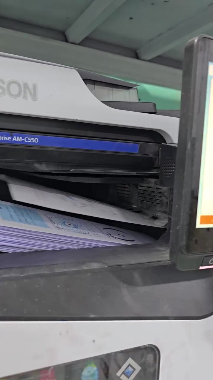قوة الC550  EPSON الاصليه.  ومستمر الانتاج ...  🔥🔥

ملاحضة مهمة  : يوجد C400  مطورة الى C550. 

ويوجد C550 اصليه.
تأكد بنفسك قبل الشراء 🫡
نحن نتعامل مع الزبائن بكل مصداقية وشفافيه 
واسعارنا حقيقيه من الوكالة


**إذا كنت صاحب هذا الإعلان وتريد حذفه لأي سبب، رجاءا أرسل رسالة إلى الدعم الفني**