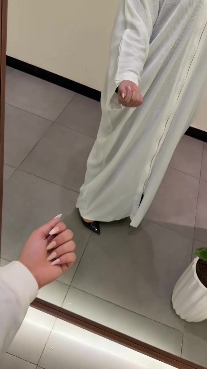 عباية سحاب عمرة فري سايز 

السعر 20 الف فقط .

خامة زوم كرنكل الصيفي بارد والمريح لاداء مناسك العمرة 

فحص الطلب يوجود المندوب 

يتوفر توصيل لجميع المحافظات 5 الاف


**إذا كنت صاحب هذا الإعلان وتريد حذفه لأي سبب، رجاءا أرسل رسالة إلى الدعم الفني**