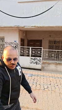 مكتب إلانباري للعقار  دار للبيع قديم يعتبر كاع  مسلحه 150 متر وجهه 10 ...