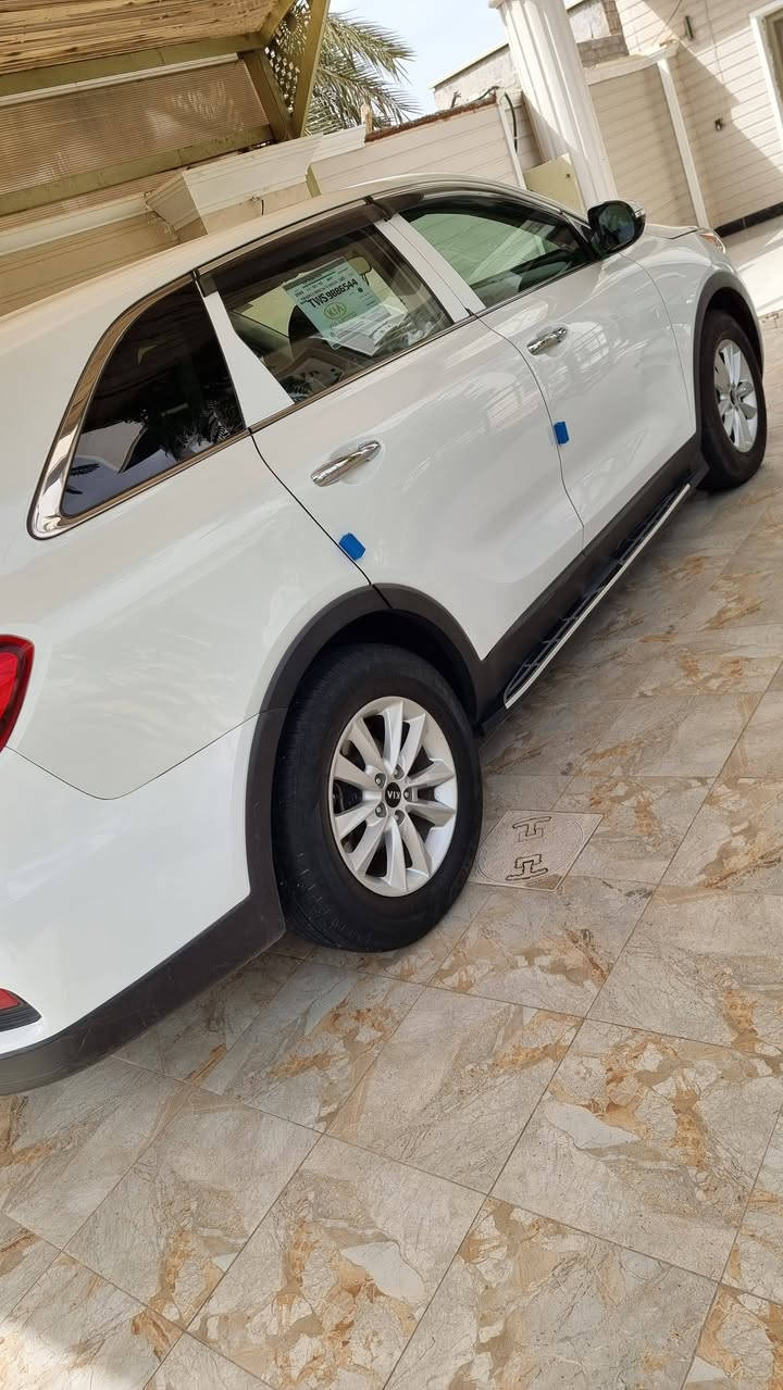 اسلام عليكم سورنتو موديل 20واردامريكي مكينه6سلندر7راكب قطعتين تبريد ليبل واحد بدون يرباك والفديو موظح بي كلشي السعر 210بيه مجال اي ستفسار***********مكان ديالئ
