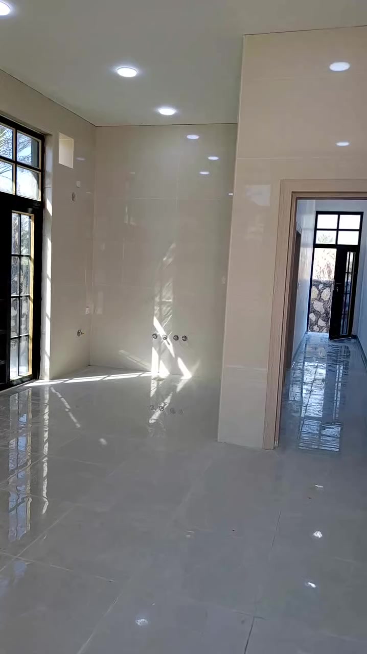 سلام عليكم متابعينا الكرام جانب من اعمالنه عرض خاص صبغ الداخل سعر المتر كرزته وعمل 2500 لتواصل ***********
