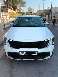 للبيع  كيا سورنتو موديل ٢٠٢٤ خليجي  رقم بغداد  بصمة كير ماوس  سايد برك...