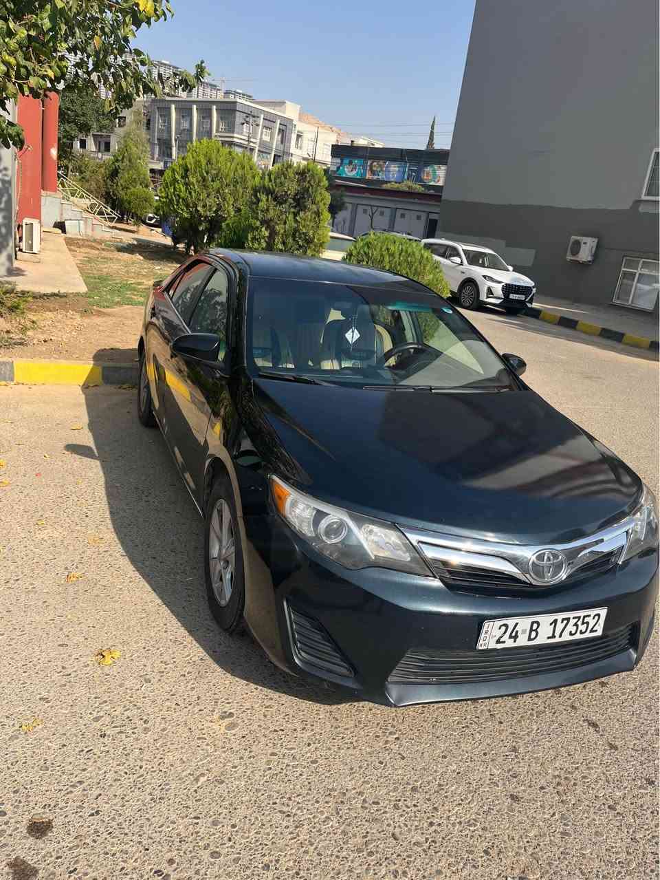 كامري 2012 مواصفات LE بيهة 3 قطع صبغ بدون ايرباك وبابين كلير گير ومحرك بشرطط 
115 ومجال بسيط مكاني دهوك 
*********** دهوك, العراق
