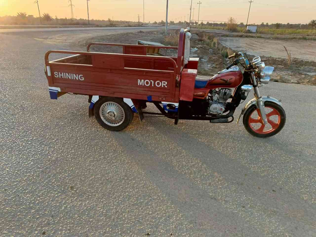 السلام عليكم ستوته للبيع موديل ٢٢ اوراق اصولي  ‏بدون صبغ وضع الشركة مكفولة كهربائيات كله شغالة ستوته جهازه من كلشي السعر ١٧٥٠ وبيه مجال العنوان بابل. ***********
