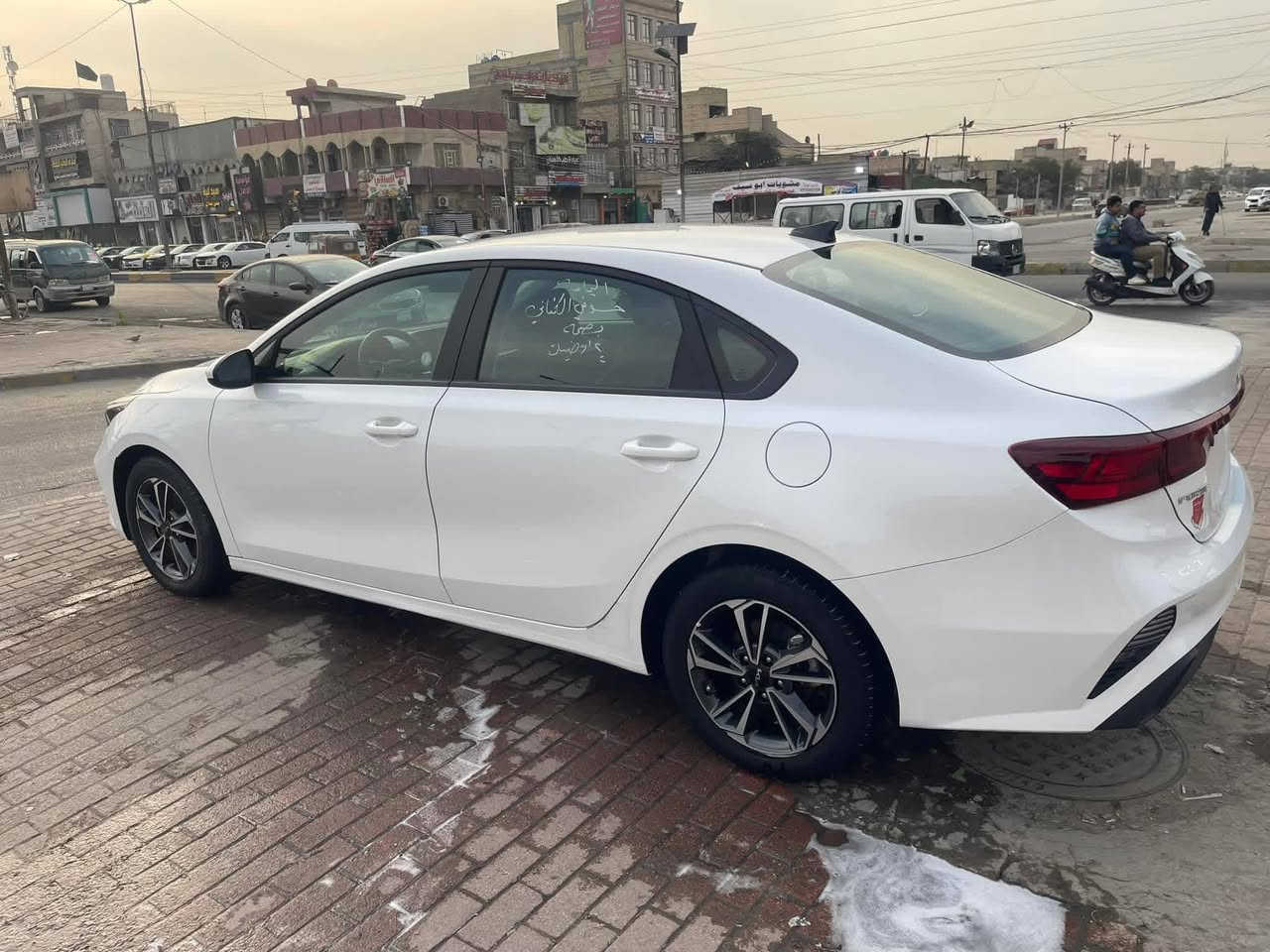 السلام عليكم
للبيع كيا فورتي 2024 امريكي
دخول جديد
 كاتي تترقم شمالي 
عداد المسافة (( 40 )) الاف
لون ابيض 
الحادث بابين جهة النفر صبغ
محرك 2000 دوش
المواصفات 
رادار امامي
رادار خلفي
ويل كب
شاشة اندرويد
+شاشة اعطال
كامرة خلفية
تحديد مسار
مثبت سرعة
٣وضعيات قيادة
توقف ذاتي عند الاقتراب
تحكمات ستيرن
وباقي المواصفات المعروفه 
العنـوان... موصــل
لمعرفـة السعر وباقي التفاصيل 
الاتصال على الرقم التالي
***********
