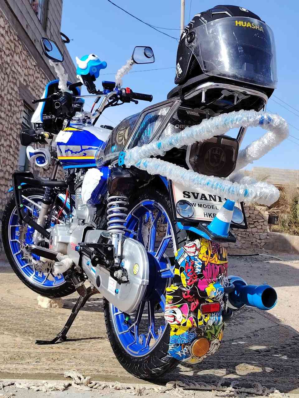 يالله السلام عليكم دراجه سيفان ايراني موديل 25
كير محرك فول سبانه ممدوده عليه كهربائيات كله شغاله ومجمبزه عل 24 حبايه اي نقص مابيه ومحرك 200 
السعر 875 وبيه مجال شي قليل 
مكاني رمادي خمسه كيلو 
رقم الهاتف ***********
