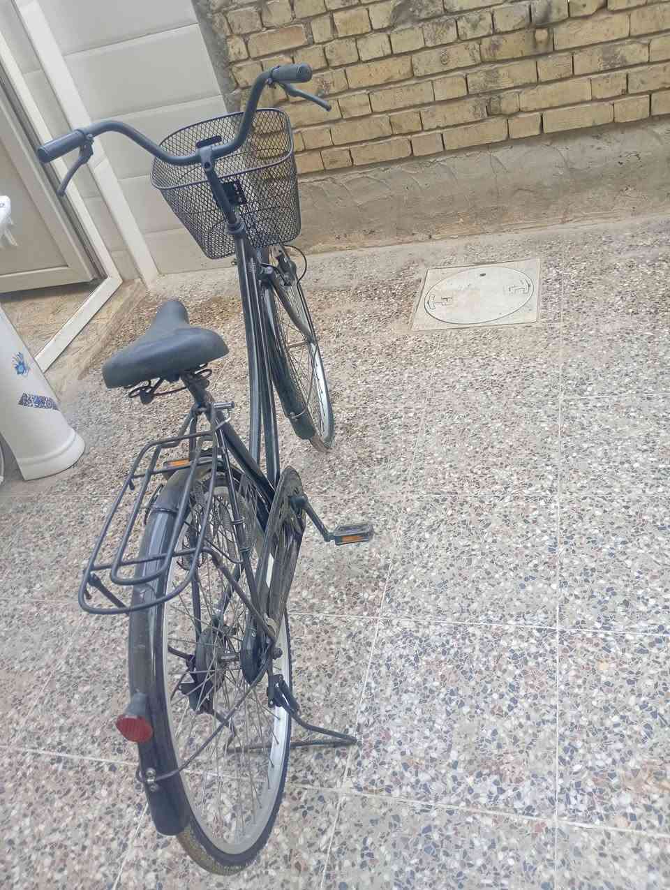 كروب بناتي اصلي  حجم 26 سعر 90 ماعندي ***********
