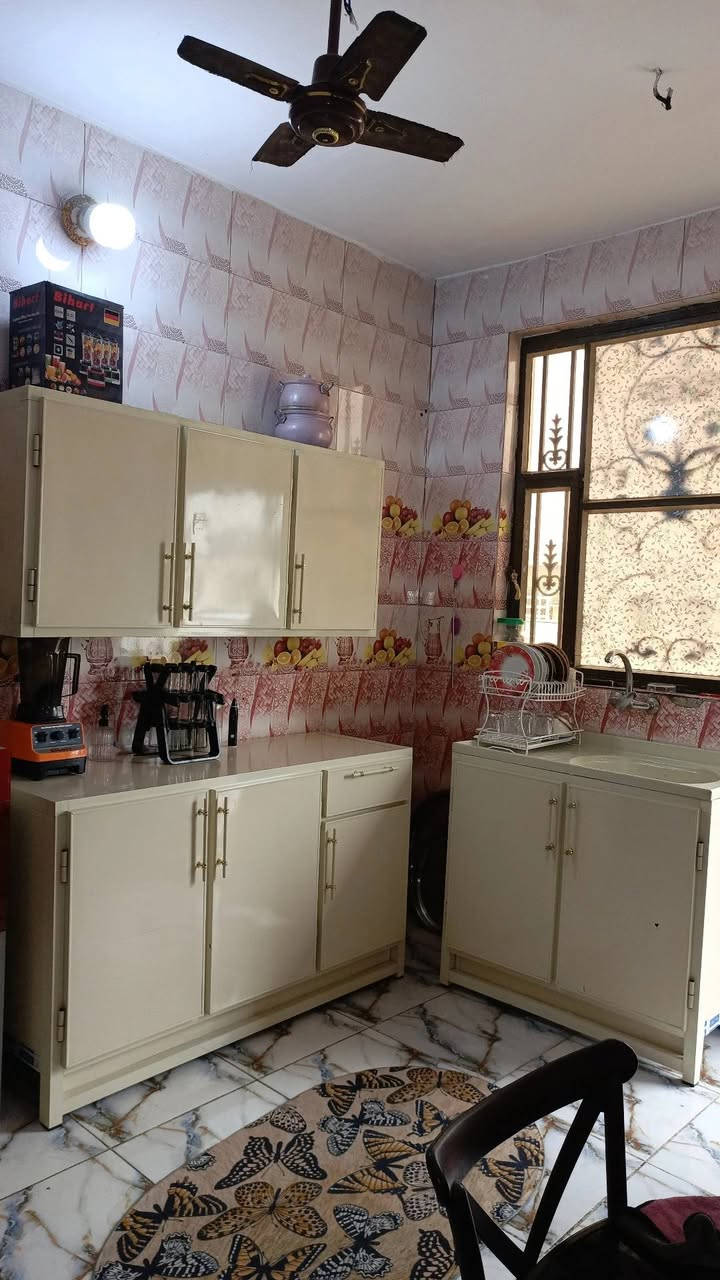 كاونتر 3 قطع للبيع تسكام نضيف كلش سعره 300 
***********
