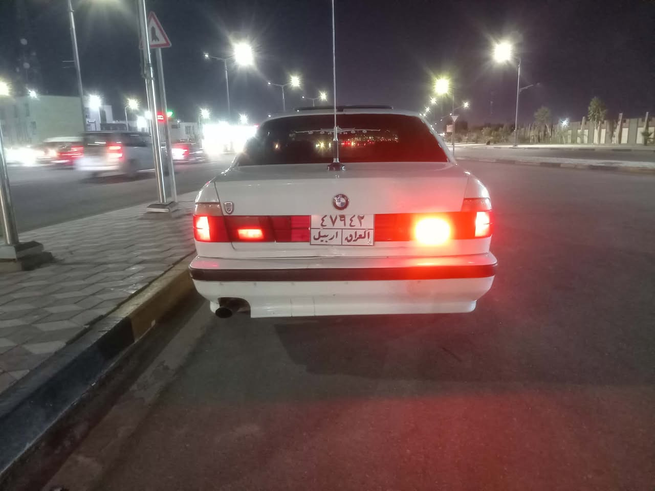 BMW🔥🔥
 
اليوم العرض نار🔥🔥  
سيارة bmw موديل 91 
رقمها اربيل 
سنويه بسنه 2019 خلصت 
ومحرك 525  امسكر عدل فانوص 
كير عادي ابلاد
 تبريد ثلج❄️
تدفئ 😻
كلج عدل 
بلي رامه لايت زنون ويل كب خليه 
الكردي حاضر للتحويل بنفس اليوم او اقصى شي ثاني يوم
او وكاله سيارة جاهزه 
مكاني البصرة ابو الخصيب 
بيع فقط سعرها 50 ورقه و بيها مجال اذا شراي و تدللون🥰


**إذا كنت صاحب هذا الإعلان وتريد حذفه لأي سبب، رجاءا أرسل رسالة إلى الدعم الفني**
