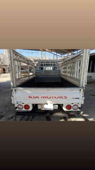 السلام عليكم ورحمه الله
للبيع فقط...
كيه بنكو 2017 نثيه محرك 3000 مسكر اوتماتيك اصل 
السياره نضيفه جداََ نقص برغي مابيه
 سنويته لل2030
للاستفسار ***********
