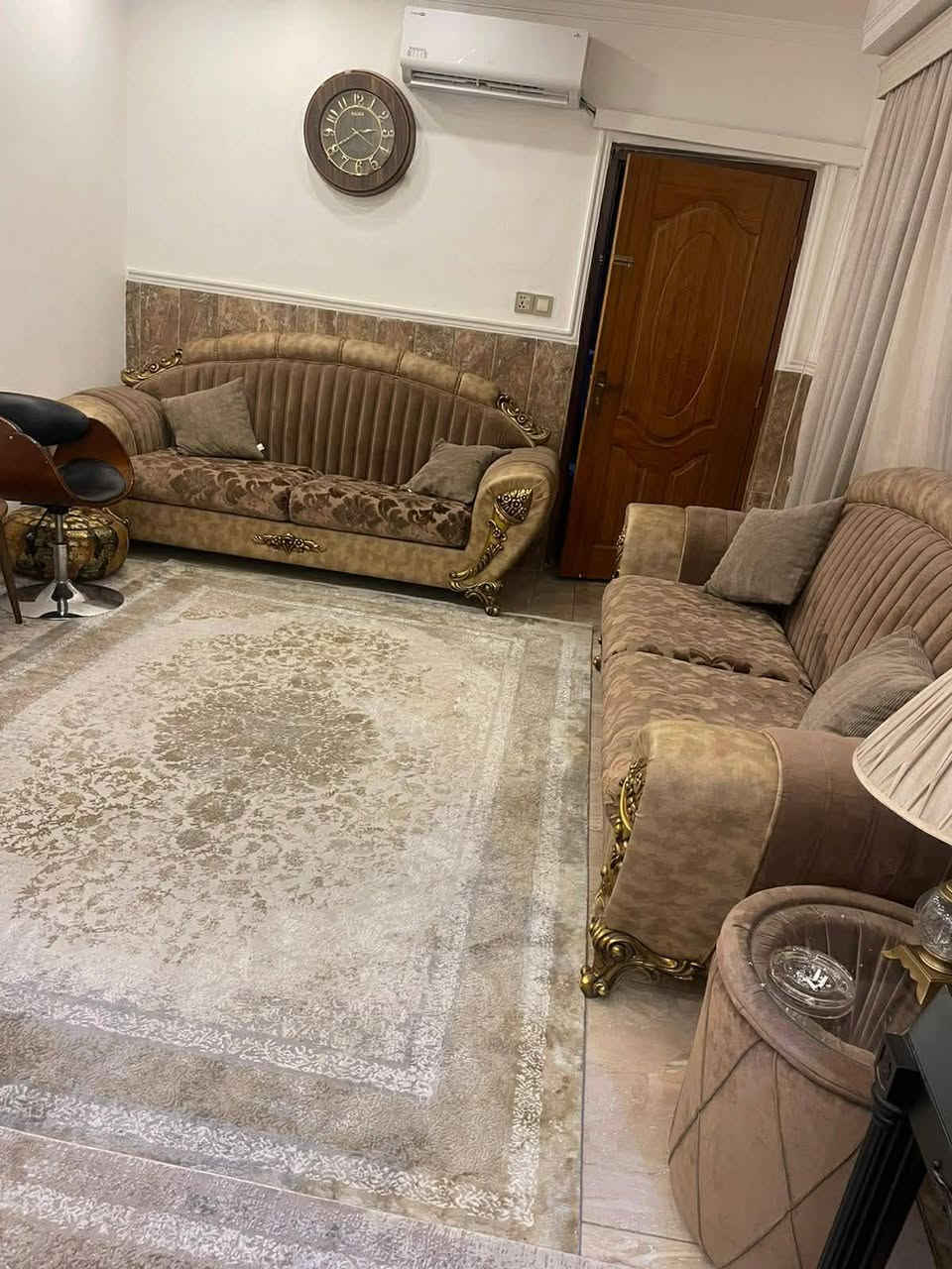 تخم تركي نظيف جداا 8مقاعد مع طبله وسطيه و2صغار السعر 600مكان صليخ نظيف جداا وتكمه


**إذا كنت صاحب هذا الإعلان وتريد حذفه لأي سبب، رجاءا أرسل رسالة إلى الدعم الفني**