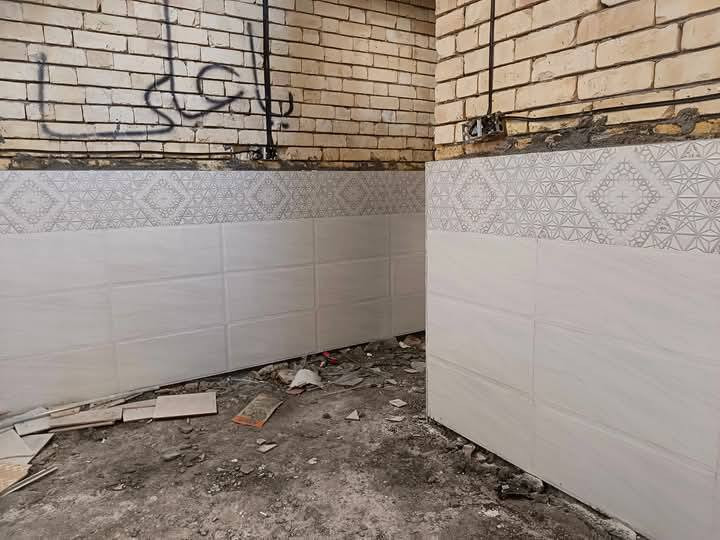 عملنا السيراميك جدران ولارضيه والبايات والواجهيات شغل درجه اولى وأسعار مناسبه مكاني سماوه ***********
