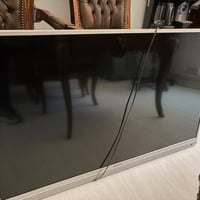 للبيع البلازما  مستعمله شي قليل وضميناه  07712310107