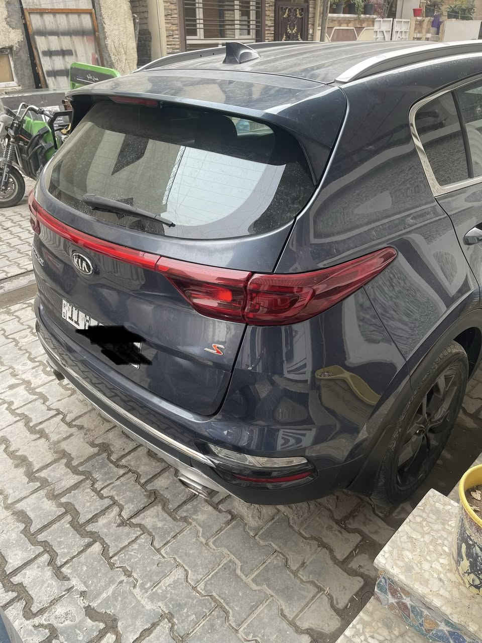 السلام عليكم
للبيع كيا سبورتج موديل 2020 لون ازرق متغير السيارة بسمي رقم بغداد وارد امريكي ضربته فقط الصندوق مواصفات s بدون فتحة ماشية 45 مري شفط رادارات جانبية كشنات جلد السعر 172 وبيه مجال ان شاء الله للاتصال *********** مكانه بغداد
