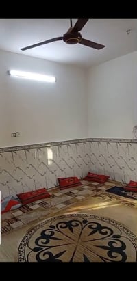 بيت البيع مساحته 120 متر 👈عقد زراعي 117 قاط  ونص بس الغرفه الفوك سكف س...