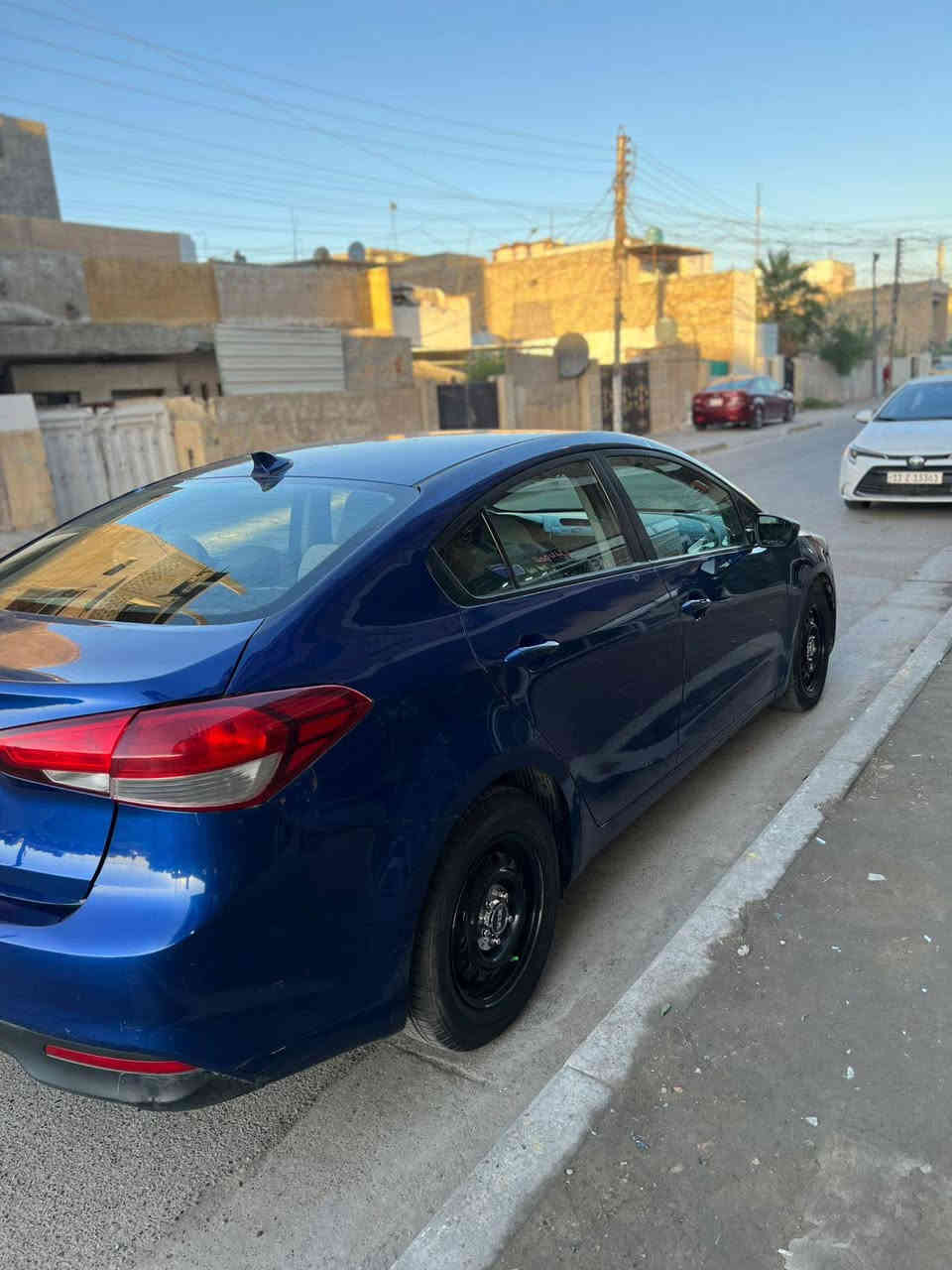 السلام عليكم فورتي موديل 17 وارد امريكي السياره حلوه ونظيفه اي نقص ما بيها فقط جراد بل بنيد مثل ما واضح بالصوره محرك 2000 دوش السعر 118 وبيها مجال بسيط مكاني بغداد *********** رقم للاستفسار
