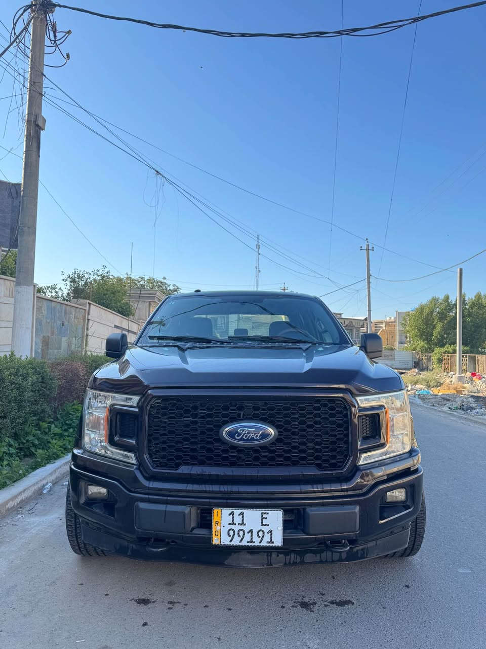 فورد F150 موديل 2018
فور ويل 4*4
شاشة كبير
حساس
كاميرا خلفي
باب طويل بدي قصير ارغب حجم
رقم بغداد  الجديد سنويه مساقطة
كير محرك مكفولات السياره جديده
لون كرزي محرك سته سلند 
وارد امريكي حادثه خلفي مرفوق بلصور البجم كبس السعر 225وبيه مجال اللاتصال *********** بغداد, العراق
