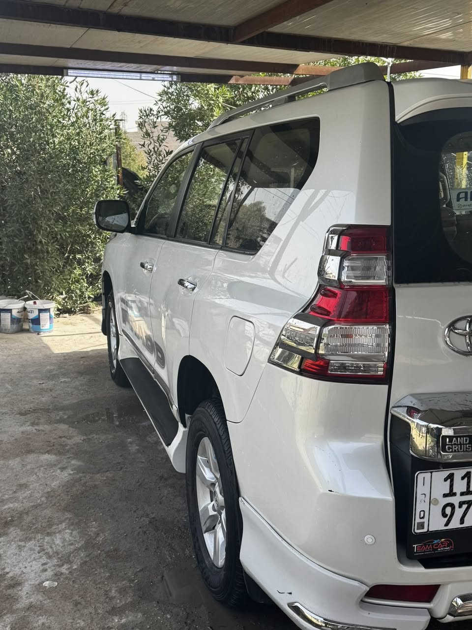 لاند كروز   PRADO
تويوتا برادو 2014    TX.L  V6

🔹 اللون: أبيض صدفي
🔹 المحرك: V6 سعة 4.0 لتر
🔹 كير   :  أوتوماتيك
🔹 وارد  :  خليجي 
🔹سياره على حاله الوكاله بدون صبغ او ضرر
🔹 ممشى:  قابل للزياده    178km
*️⃣  سياره حلوه مثل مموضح بصور مكفوله كير ومحرك وكشر حته من التكحيل 
صدر امامي جديد سياره مسويلهه ادامه وفحص  
رقم ***********  بغداد البياع شارع الرافدين 
 
(سعر ٣٢٥$) قابل للتفاوض
