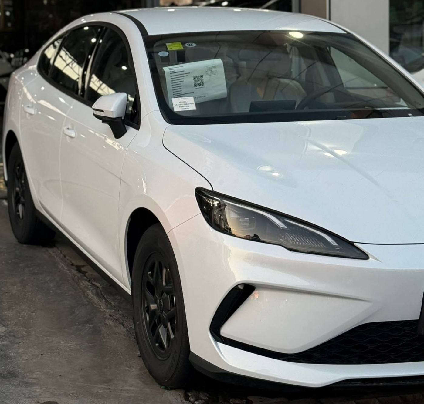 السلام عليكم 
بيوايدي سيل فايف مرقم وكامل بسمي
السعر138 قفل
زيرو
الشراي يتصل 
***********
