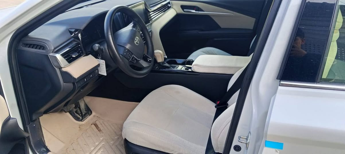 تۆیۆتا کامری 2025 مواسەفات HEV 
تەنیا 13 هەزار ڕۆشتووە 
زەمانی شەریکە تا 40 هەزار 
سەیارەکە یەك دەستە 
نموونە لە جوانی و پاکی 
هیچ مەسرەفێکی تێدانیە 

سـعـر : لە کۆمێنت داوابکە ڕاستەوخۆ بۆت دێت 📥 

گێر و مەکیەنەی بەشەرت 
هیچ کێشەیەکی تێدا نییە 

ژمارەی خاوەنەکەی 
***********
