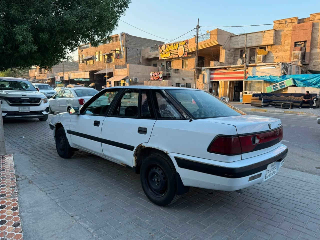 السلام عليكم اسبيرو
موديل 1996 كير عادي محرك مفتوح مو مسكر 

محرك كير مكفولات لا مفتوحات ولا مبدلات

رقم بغداد مكاني الدورة/ الميكانيك

السعر 26 وبيه محال بسيط

 ***********
