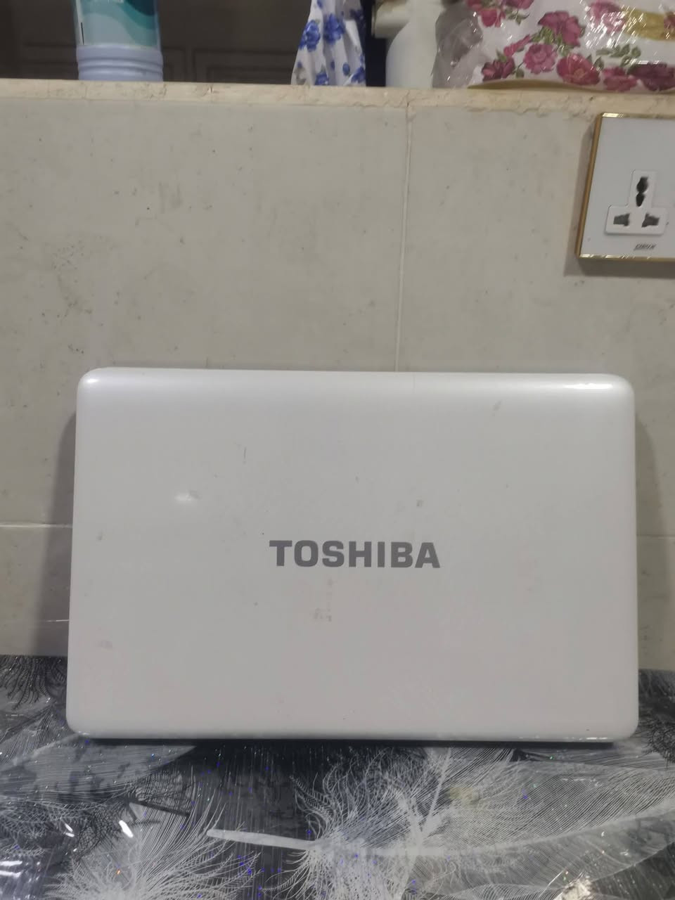 ابيع كوم حديد شغاله السعر 25🔹 المواصفات:

الموديل: Toshiba Satellite L655

الشاشة: 15.6 إنش

المعالج: Intel Core i5 M480 بسرعة 2.67GHz (ثنائي النواة / 4 خيوط معالجة)

الرام: 4GB DDR3

الهارد: 320GB

كارت شاشة مدمج Intel HD


**إذا كنت صاحب هذا الإعلان وتريد حذفه لأي سبب، رجاءا أرسل رسالة إلى الدعم الفني**