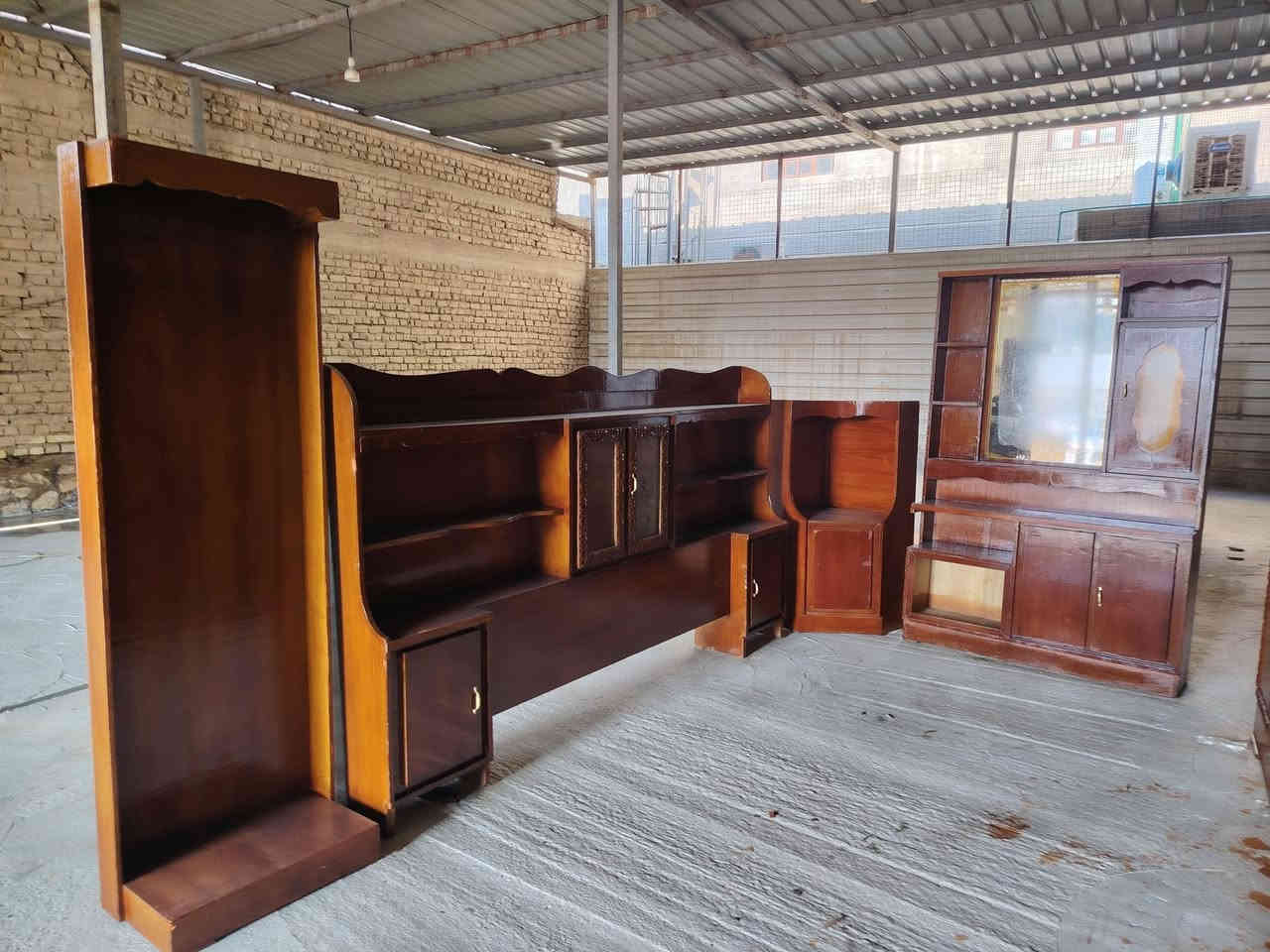 #للبيع 
غرفه السعر 500 
العنوان
 الرمادي _الخمسه كيلو _الشارع الخدمي_ مقابل زنود الست الحمداني 
 للتواصل
***********
***********
