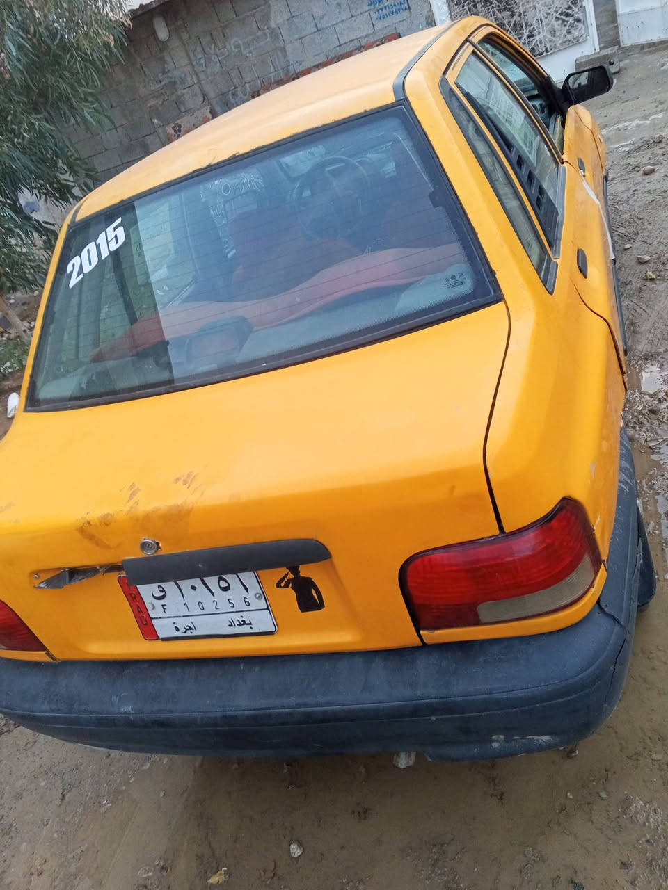 سايبه لبيع موديل 11محدث 12سياره رقم بغداد صحبها موجود بل عروبه تريد تحويل تريد وكاله سياره كل عيب ما بيها كير محرك خير من الله السنويه منتهيه من 19غرامات مصفره السعر 17بيها مجال مكان كركوك الفيلق رقم الهاتف ***********
