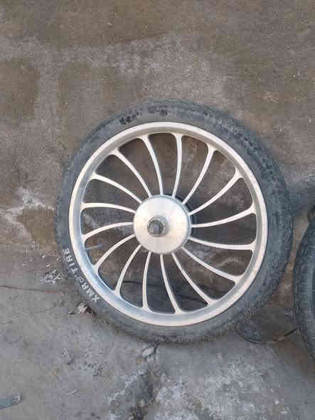 السلام عليكم
جنطة بطاريات نظيفة 100% للبيع السعر 10 

بايسكل شحن بدون بطاريات نظيف جدا فقط يحتاج تبديل كشن وبريك امامي السعر 80 وبي مجال

لشة بايسكل نظيفة السعر 30 وبي مجال

ويل امامي السعر 20 وبي مجال

ويل خلفي مع ملف نظيف شغال السعر 30 الويل بي عواج

عقل 48 فولت نظيف السعر 30 وبي مجال
العنوان بهرز الدواسر
الاتصال ***********
او التواصل ع الخاص
