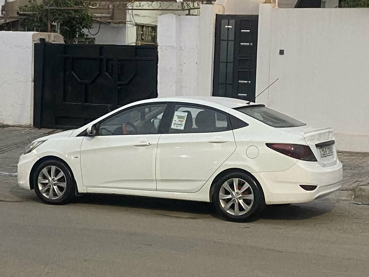 اکسنت ٢٠١٣ 
مەکینە  ١٦ دوش دوو قەترە
150 هەزار کم ڕۆیشتوە
ویل کەپ
 کۆبۆنی بەنزینی هەیە 
سەنەوی تا ٢٠٢٨
 بەناو خۆمە وەکالە تەحویل بەشەرت 
سێ پارچەی بچوك سبوغ تیایە بێ ناوگرتن ناو سنوق خەتێ ساردی هەیە سەیارەیەکی بێ مەسرەفە گێڕو مەکینە بە شەرت سعری ١٠٠ وەرەقەو مەجال
***********

اكسنت 2013
مكينة 16 دوش قطرتين
ماشي 150 الف كيلو
ويل كب
كوبون بنزين بي
سنويه 2028
سيارة باسمي تحويل وكاله شرط
بي 3 اماكن صغير صبغ بدون دواخل بجم كبس
داخل صندوق بي خيط بارد
كير مكينه كله شرط سعر ١٠٠ ورقه و بي مجال

*********** كركوك, العراق
