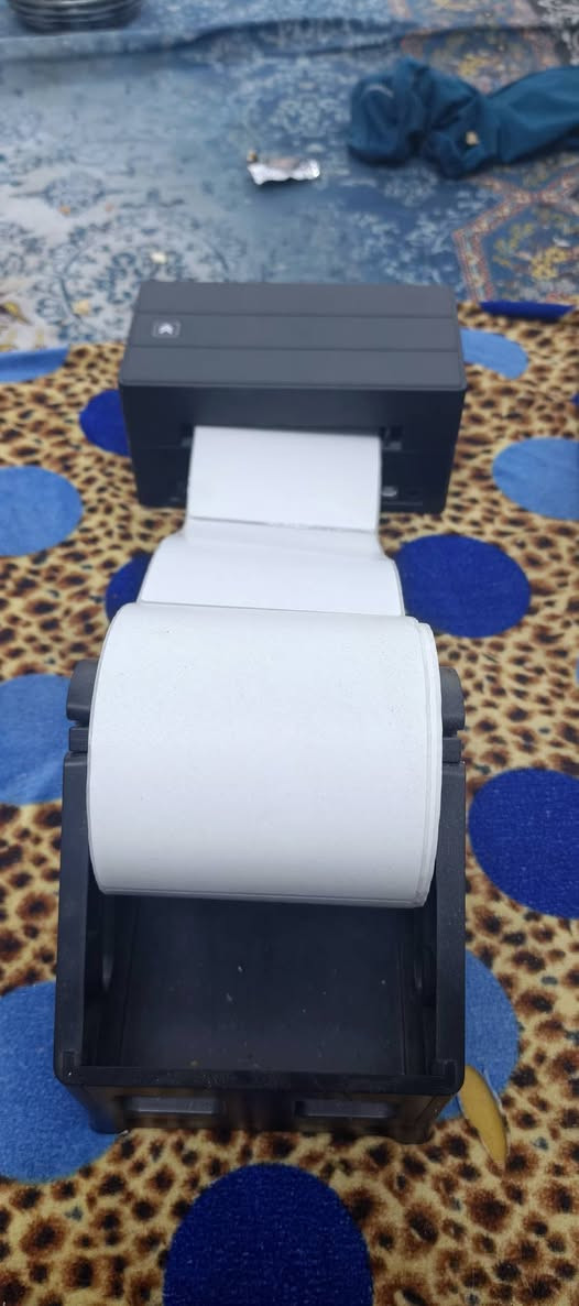 مكبس حراري 1×5 مع طابعة ابسون L3252 مع طابعة حرارية ليبلات مع مكبس حراري يدوي مع مقصات يدوية ومقاسات البسة واكواب حرارية ومطبوعات DTF عشرة امتار  مكاني العمارة ***********
