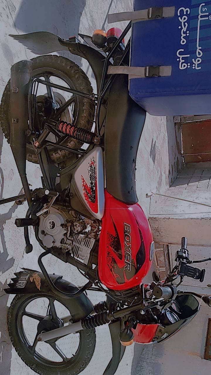 دراجة بوكسر مديل ١٨ دراجة خير من لله دراجة ابلادية مكينة مامفتوحة اوراق بسمي   المكان كرمت علي  ابو صخير  السعر ١٤٠٠ وبيهة مجال للشراي  رقم التصال ***********
