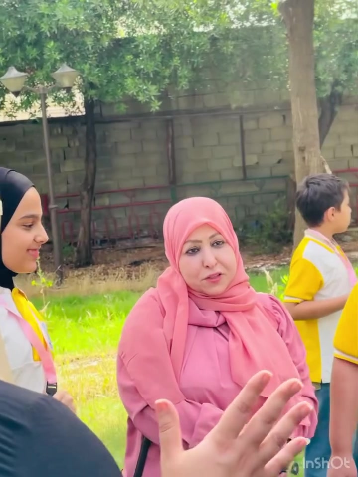 في الخارج... أمٌّ تنتظر بقلبٍ لا يهدأ، 
وفي الداخل... أحلامٌ تخوض اختبارها الأول نحو المستقبل.
بين دعاء الأمهات، وجهود الأبناء،
 تولد لحظات النجاح التي لا تُنسى

وعند خروجهم من الامتحان، ورغم صعوبة الأسئلة، 
أشرقت ملامح الفرح على وجوههم، 
وكأنها تخبر الجميع أن تعبهم لم يذهب سدى ❤️

كل التوفيق لطلبتنا الأعزاء في امتحاناتهم، 
ونسأل الله أن يكلل تعبهم بالنجاح والتفوق.

العنوان : الامين الثانية ، نواب الضباط ، الشارع المقابل لمطعم الوجبة السريعة ، خلف المتنزه .  

او الاتصال على الرقم 
***********
